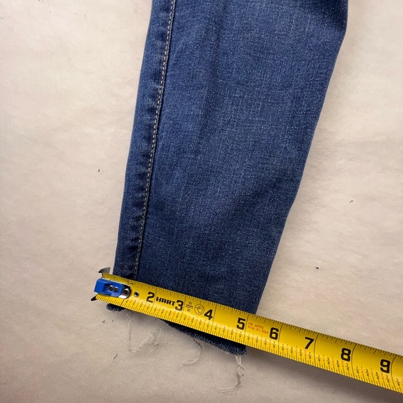 Old Navy Rockstar Extra High Rise Super Skinny Distressed Jeans Size 10 - Picture 7 of 9